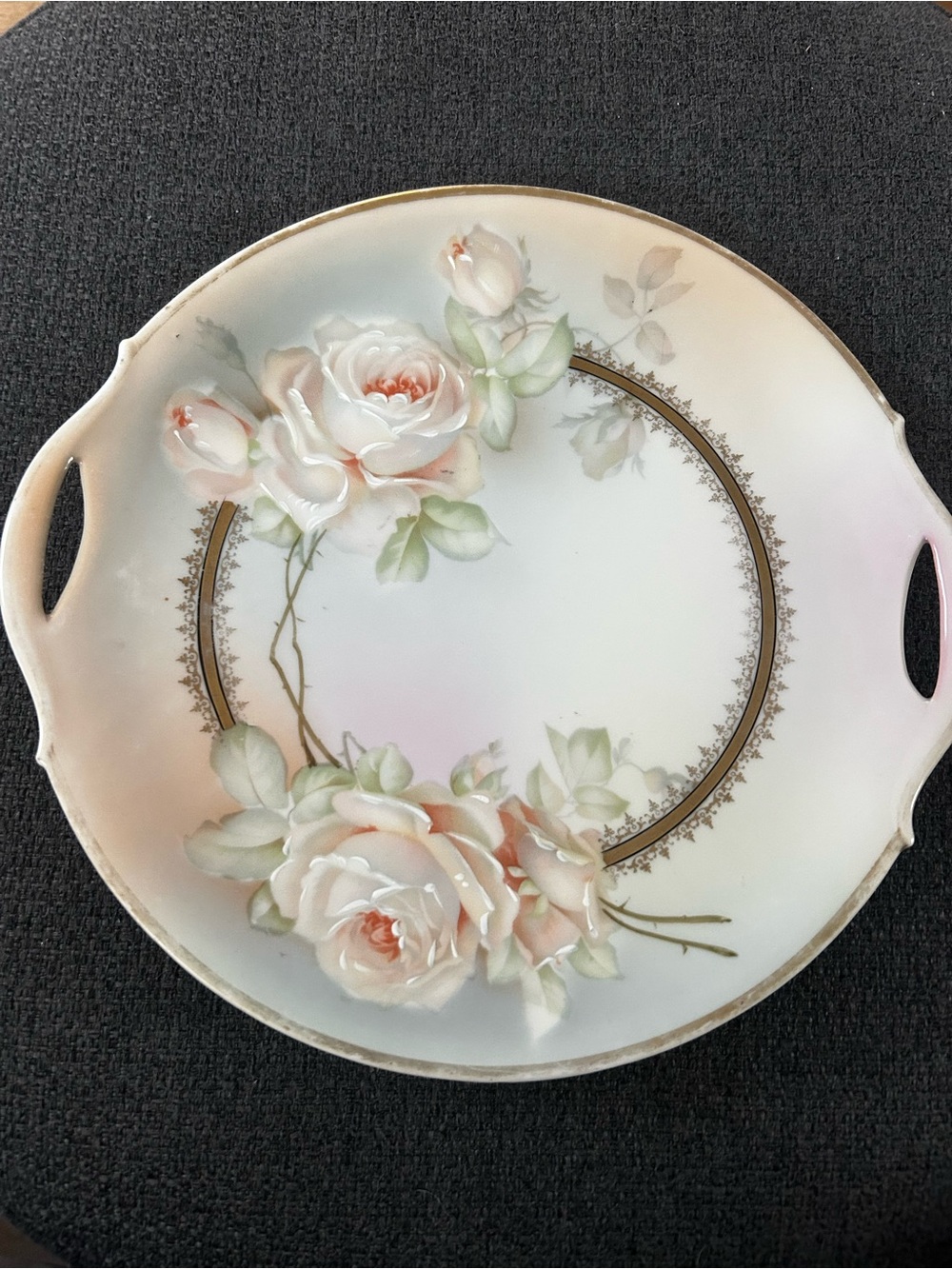 Porcelain plate